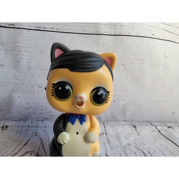 LOL Surprise Live Surprise Pet Moving Light Up Calico Cat Fuzzy Sounds 2018 MGA - Picture 2 of 7